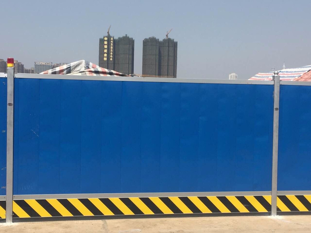 防风冲孔围挡图片4