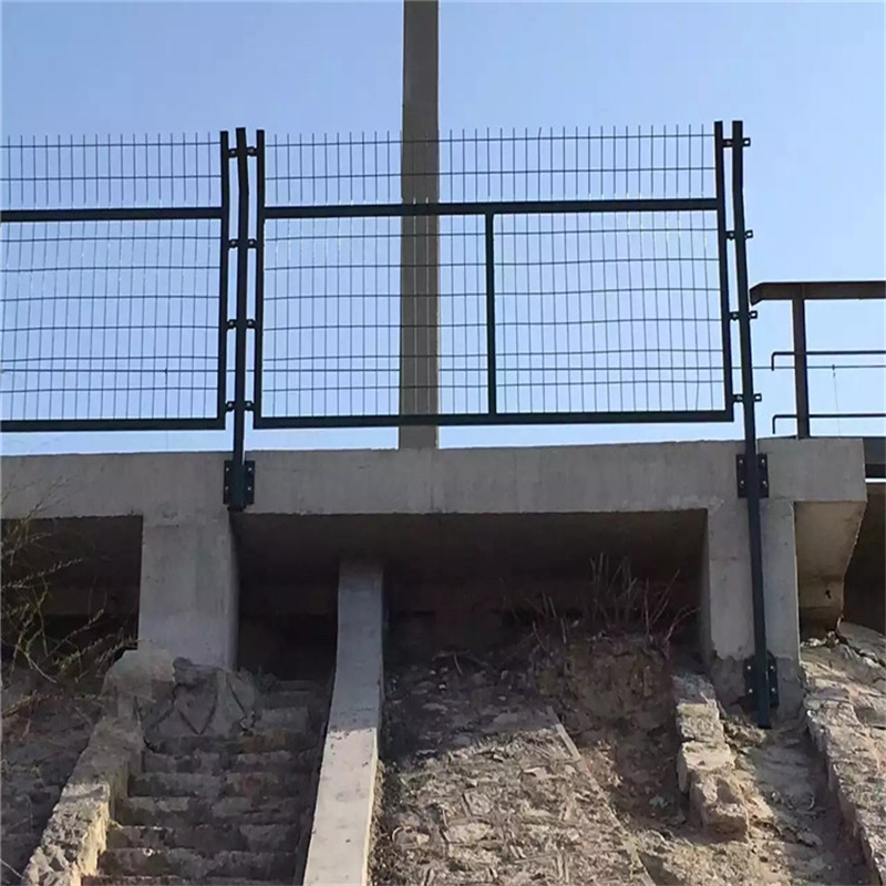 铁路加密金属网片栅栏