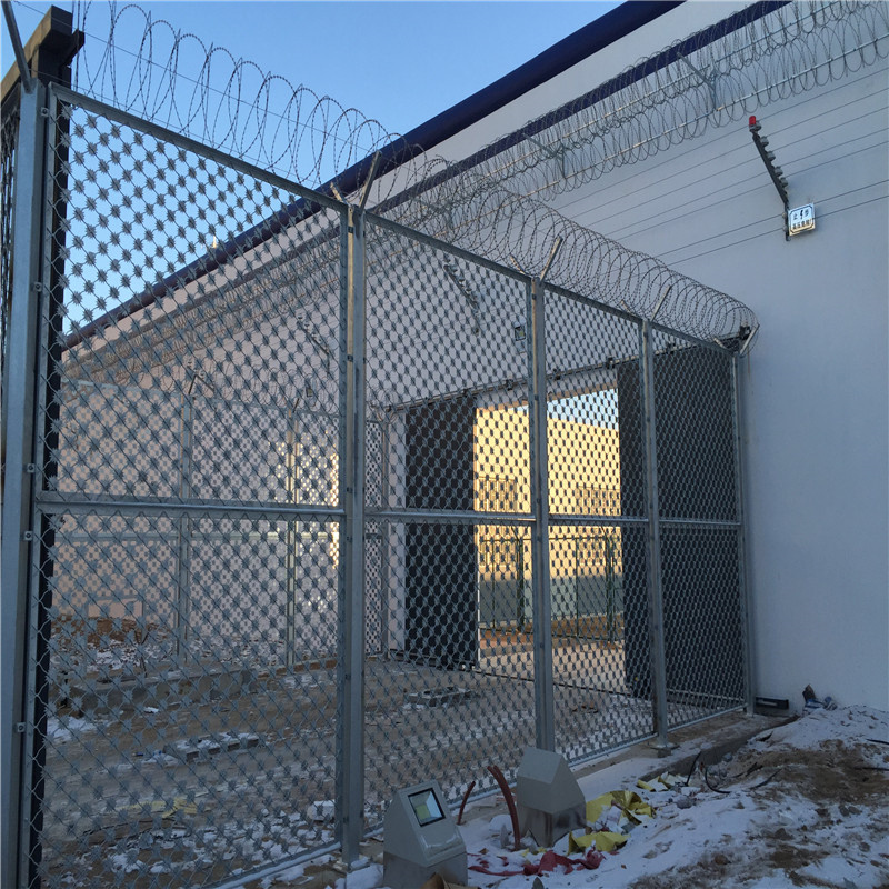监狱楼区隔离网图片4