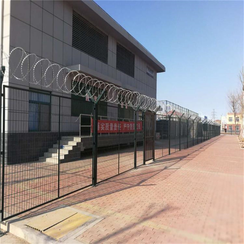 监狱金属防攀爬隔离网图片3