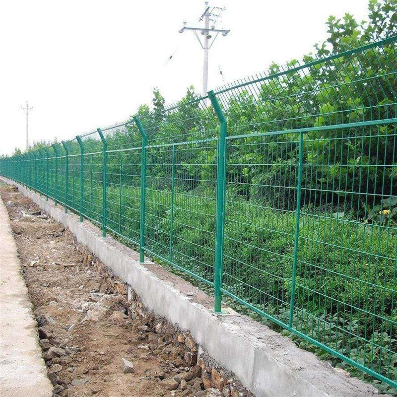 防盗隔离围栏网图片2