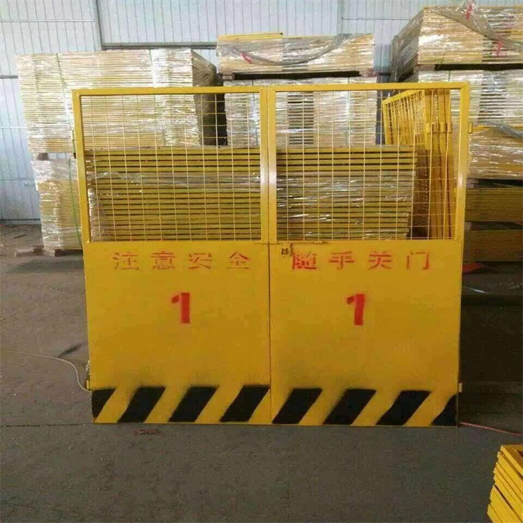 电梯井安全防护门图片4