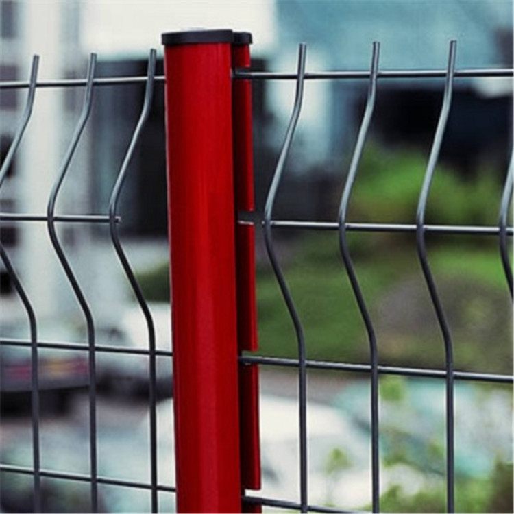 桃形柱护栏网图片4