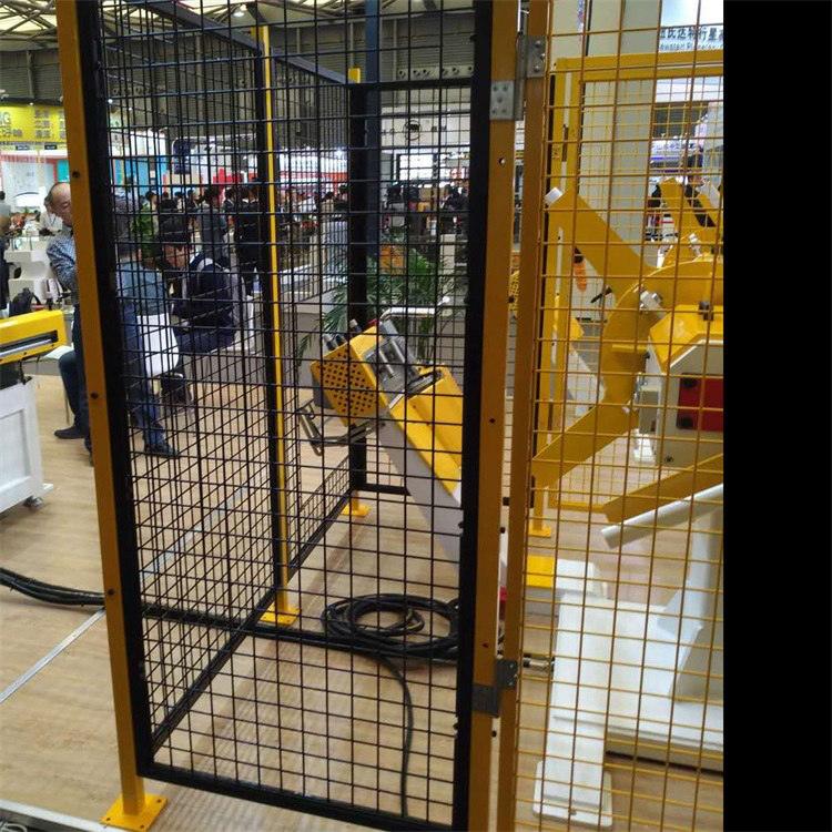 车间机器人护栏图片2