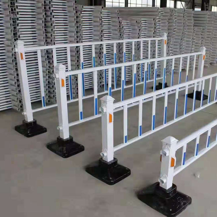 交通防护围栏图片2